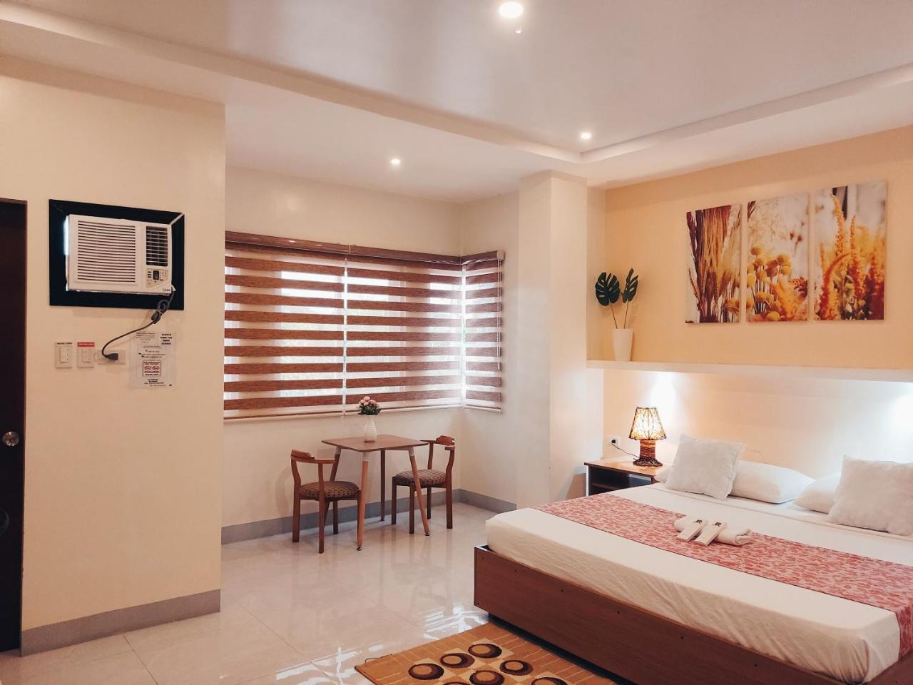 Aurelle Inn Legazpi Exterior photo