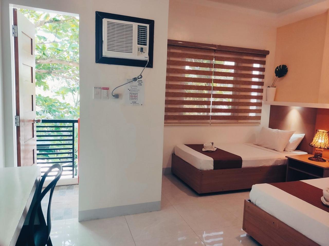 Aurelle Inn Legazpi Exterior photo