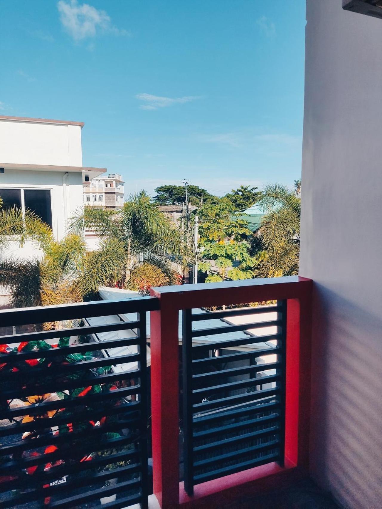 Aurelle Inn Legazpi Exterior photo